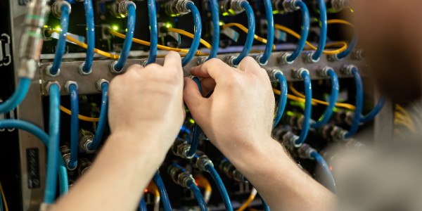 Infraestructura Común Telecomunicaciones Arganzuela · Instalación de infraestructura común de Telecomunicación Voz sobre IP (VoIP)