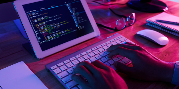 Redacción / Implantación / Legalización de Proyectos ICT Salamanca · Ciberseguridad